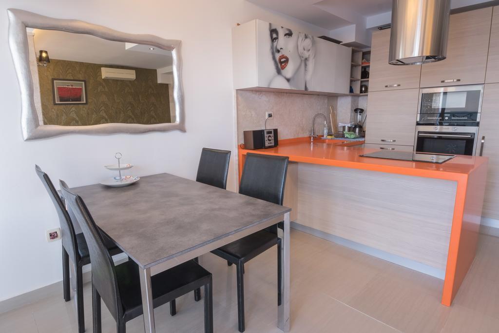 Apartamento Private Penthouse Djurasevic Sveti Stefan Exterior foto